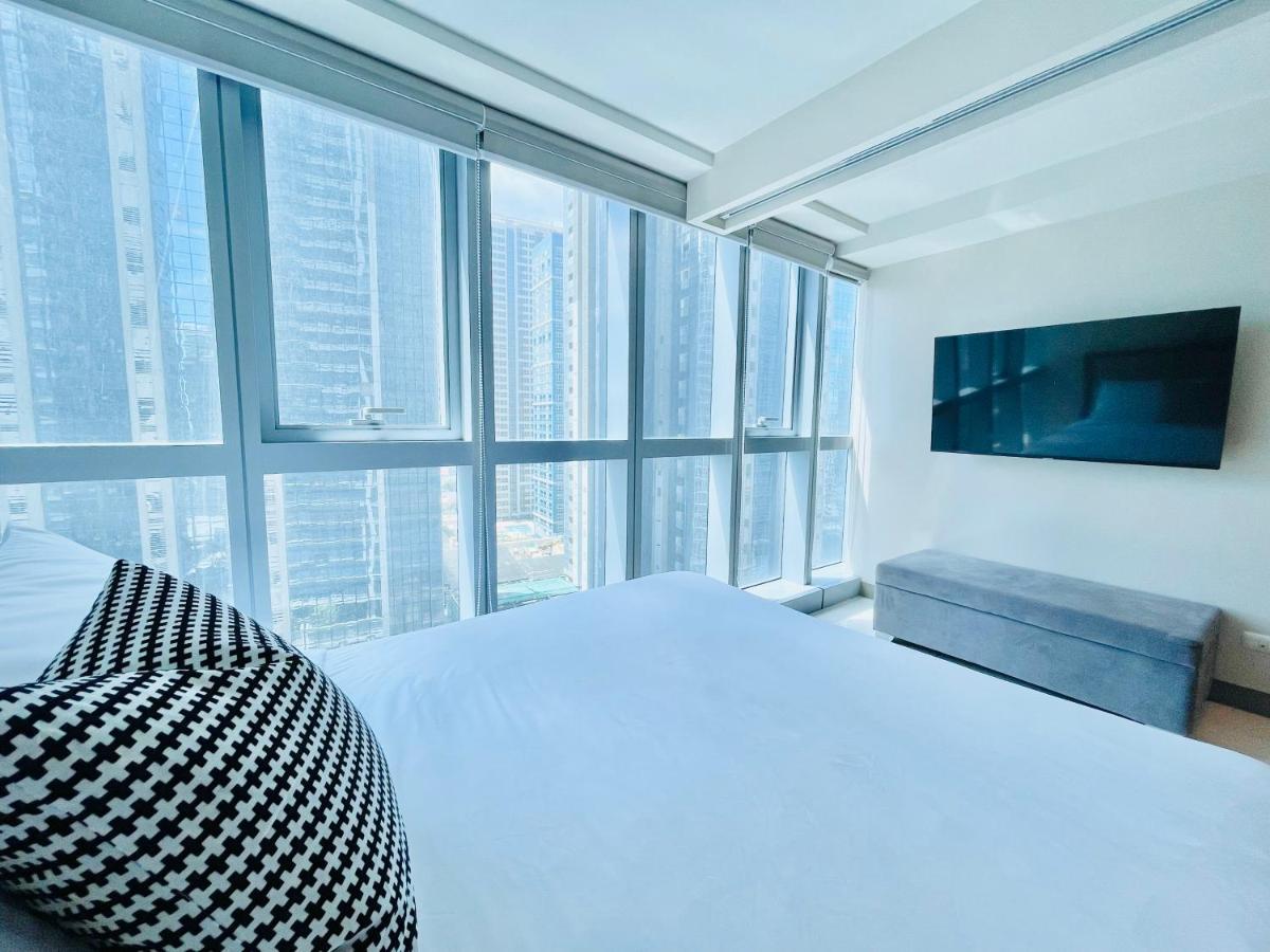 Uptown Parksuites Bgc Taguig Exterior foto
