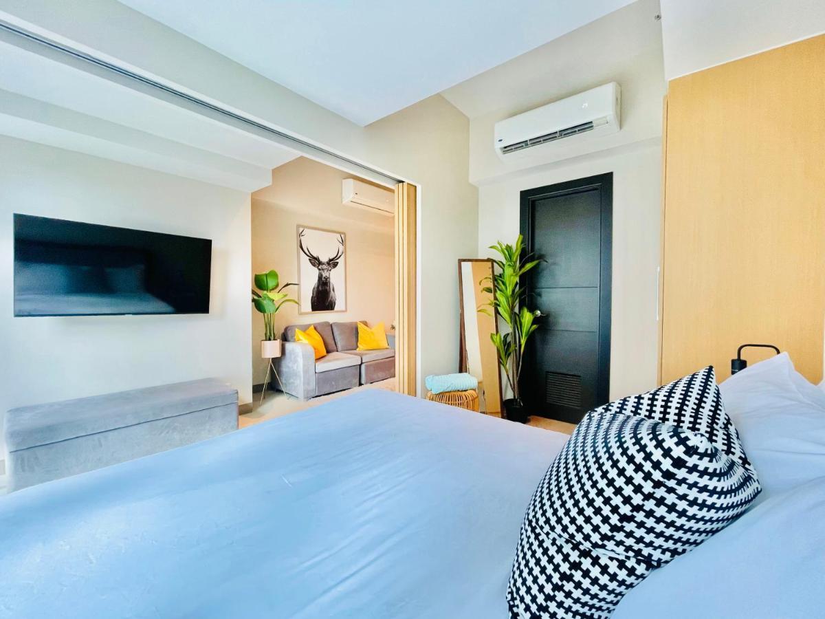 Uptown Parksuites Bgc Taguig Exterior foto