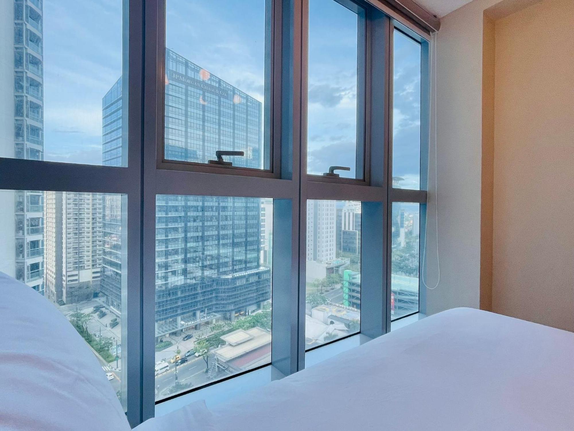 Uptown Parksuites Bgc Taguig Exterior foto